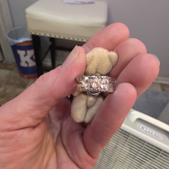 Plush Bear with Crystal Gem - Picture 7 of 16